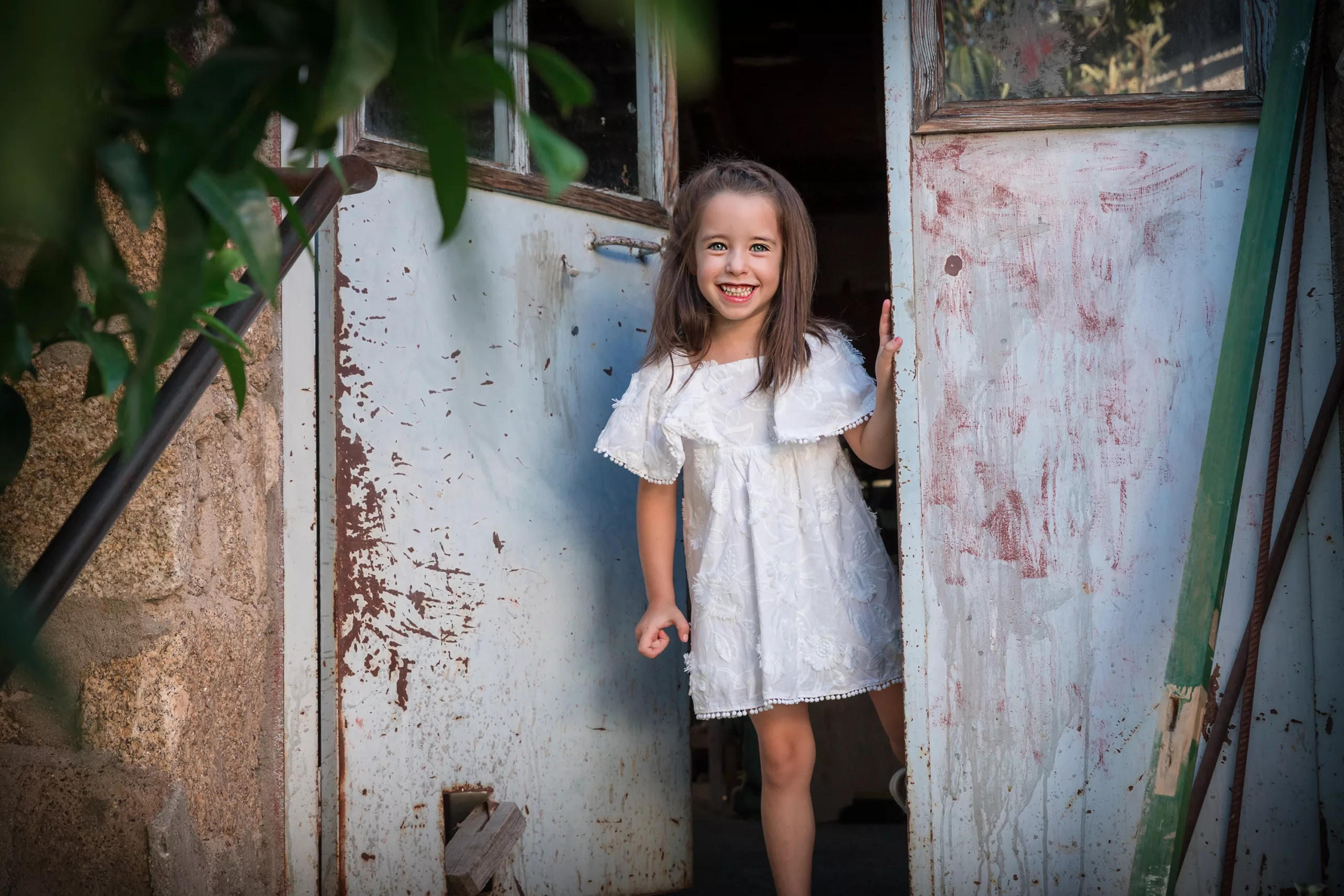fotos-en-campo fotos-de-familia-en-exterior, sesiones-en-exterior, fotos-exterior-bilbao fotos-familia-campo, fotos-familia-playa fotos-naturaleza